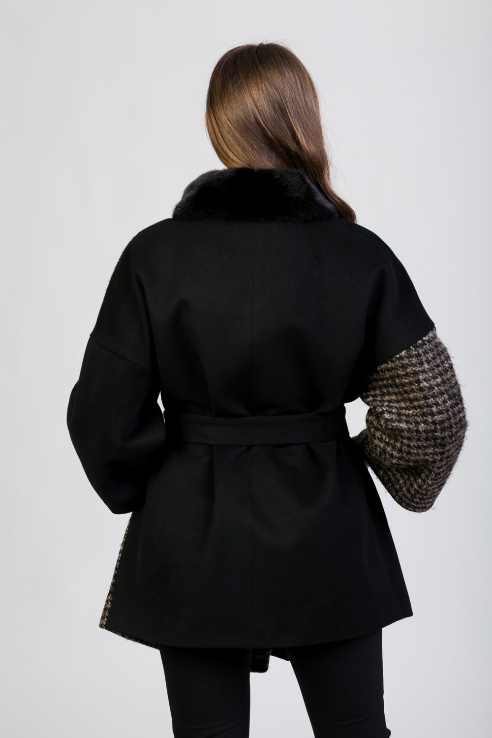 Пальто из натуральной шерсти с поясом 51896