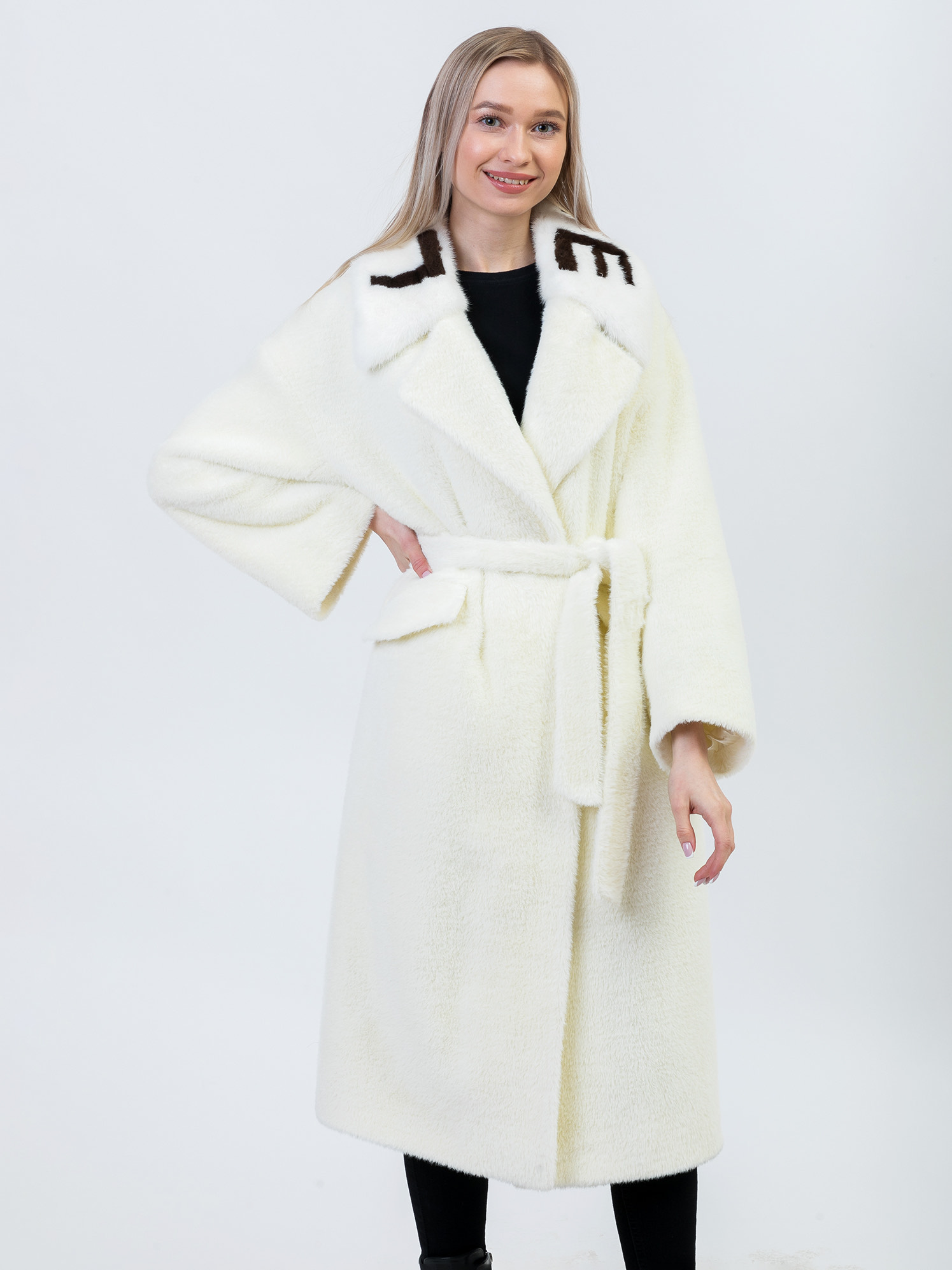 Пальто из натуральной шерсти с отделкой из меха норки 53171